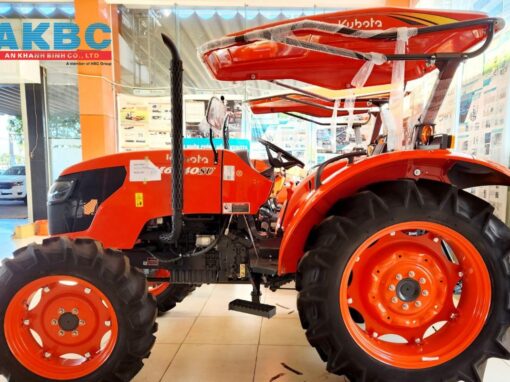 may keo kubota m6040su dung cho ruong lua 1