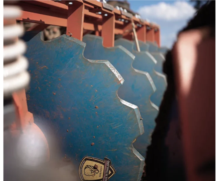 Chảo cày Pegasus với chất liệu thép chất lượng cao và công nghệ sản xuất tiến tiến