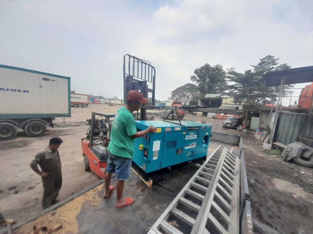 Lắp đặt Máy phát điện Kibii EXT25KFD tại AKBC