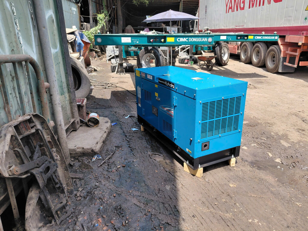 CHỌN ĐÚNG CÔNG SUẤT MÁY PHÁT ĐIỆN : BẢO VỆ HÀNG HÓA, TIẾT KIỆM NHIÊN LIỆU & NÂNG CAO HIỆU QUẢ KINH DOANH 2 Giao hàng máy phát điện Kibii EXT25KFD