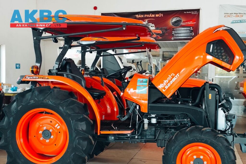Top 5 Máy Kéo Kubota Cho Đất Đỏ Đồng Nai 3 Máy kéo Kubota L5228 - phá tan mọi giới hạn