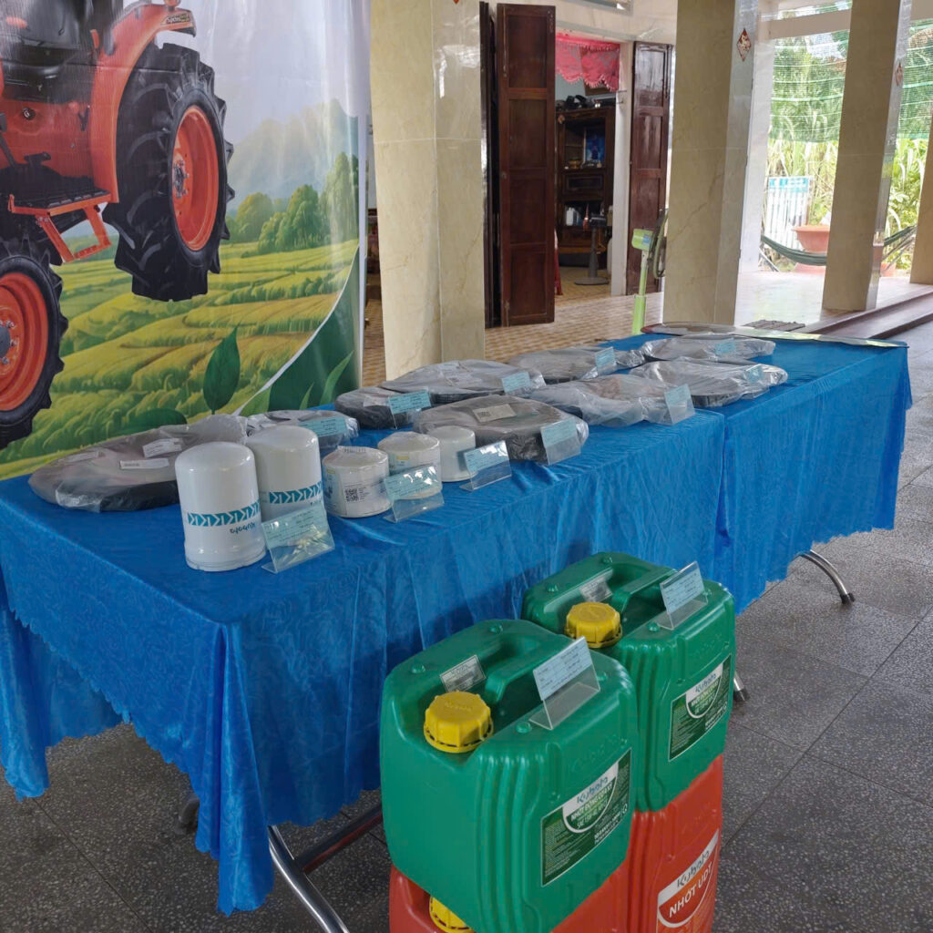 Phụ tùng chính hãng được giới thiệu tại Hội thảo