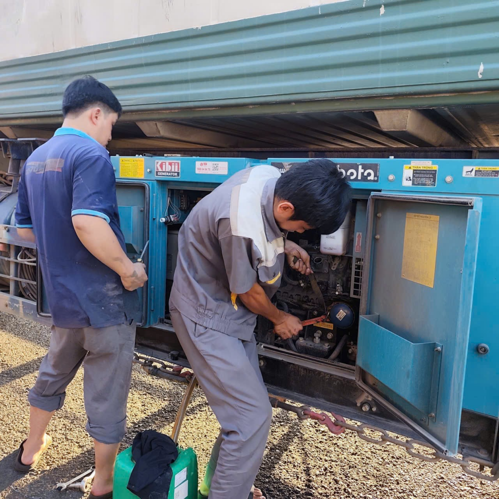 Đội ngũ kỹ thuật giàu kinh nghiệm, tay nghề tốt của An Khánh Bình